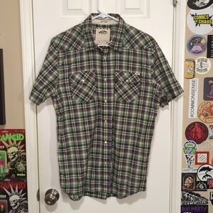 Vans short sleeve snap front shirt